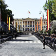 Karl Johan street decorated and the Royal Guard lined up for the state visit from Spain, spring 2006 (Photo: Sara Johannessen, Scanpix) 
